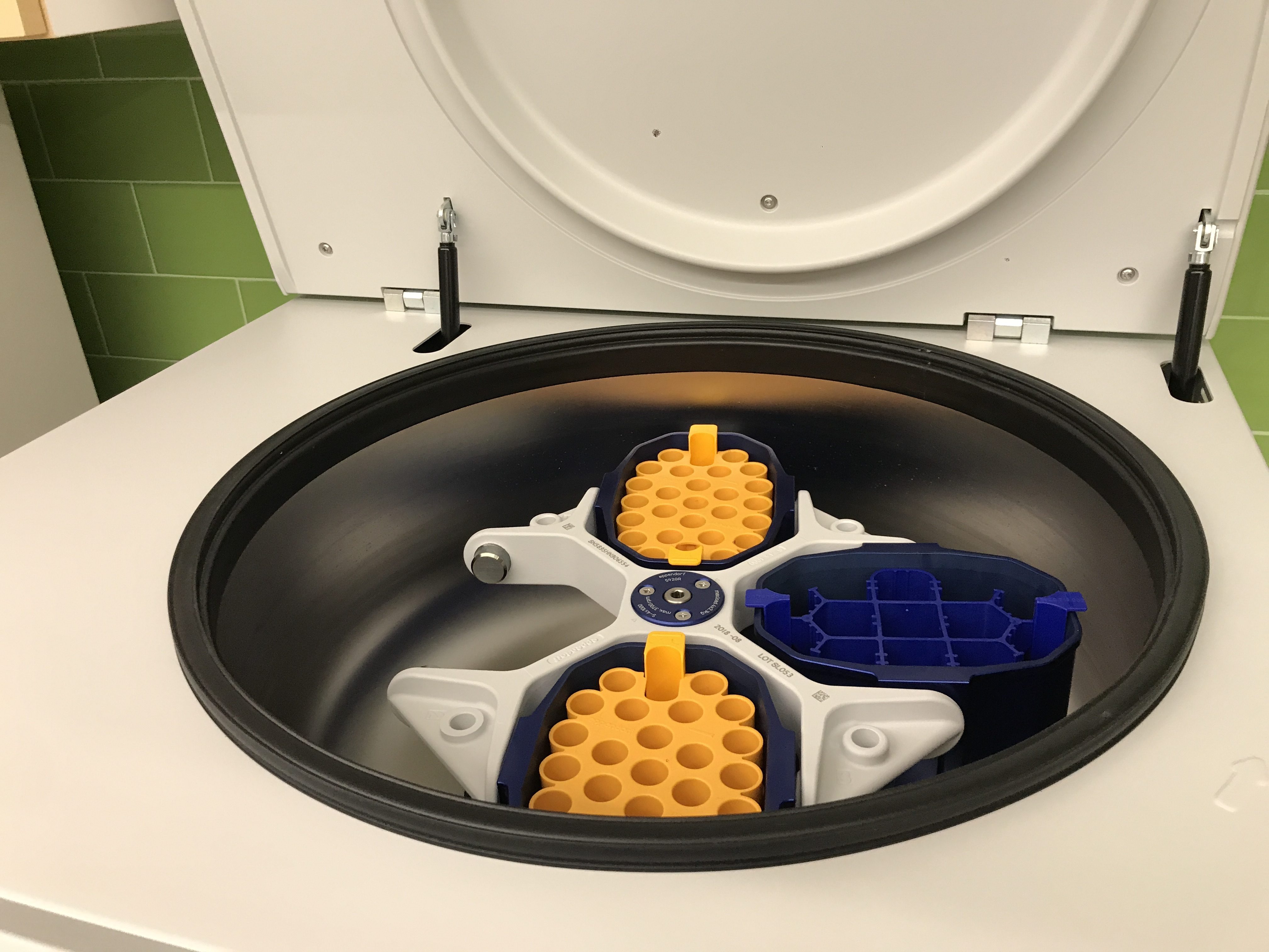 Centrifuge