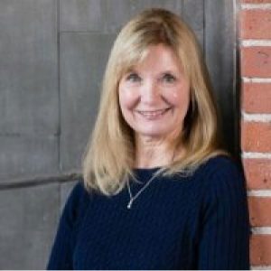 Gail Greenwald Headshot